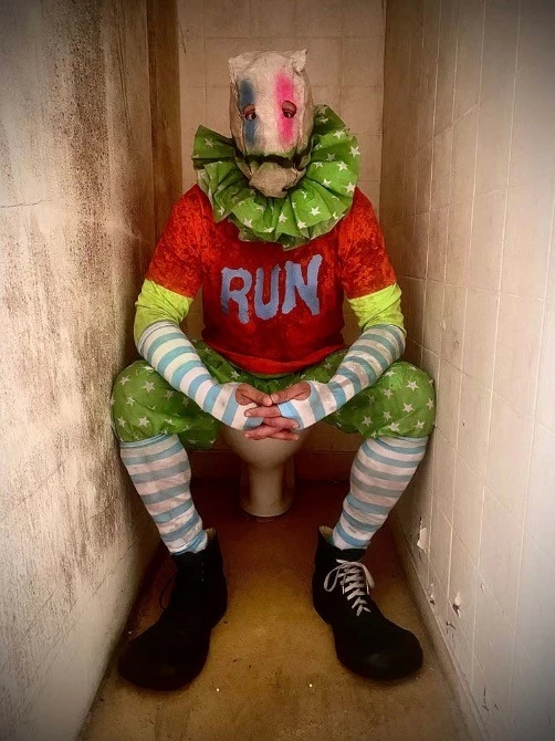 Mad About Horror Spiral Clown Costume RUN - Image 6
