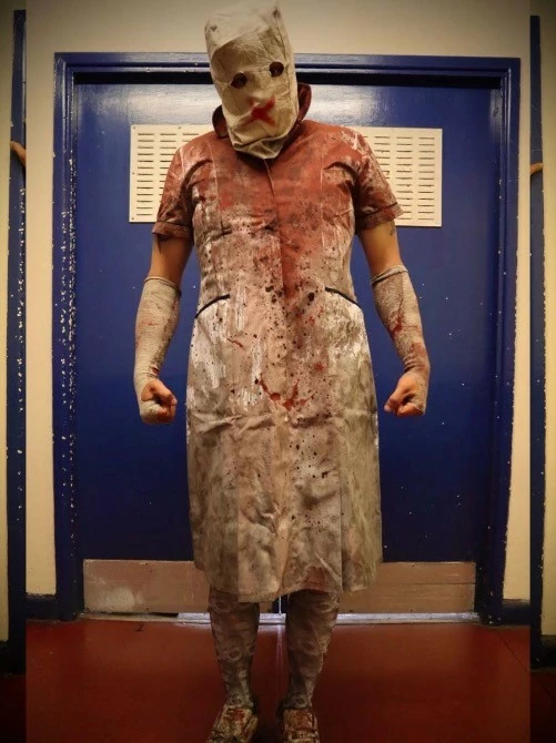 Mad About Horror Asylum Nurse Costume - Image 3