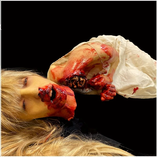 Ghost Ride Productions Life Size Body Mindi Decapitated With Head - Image 3