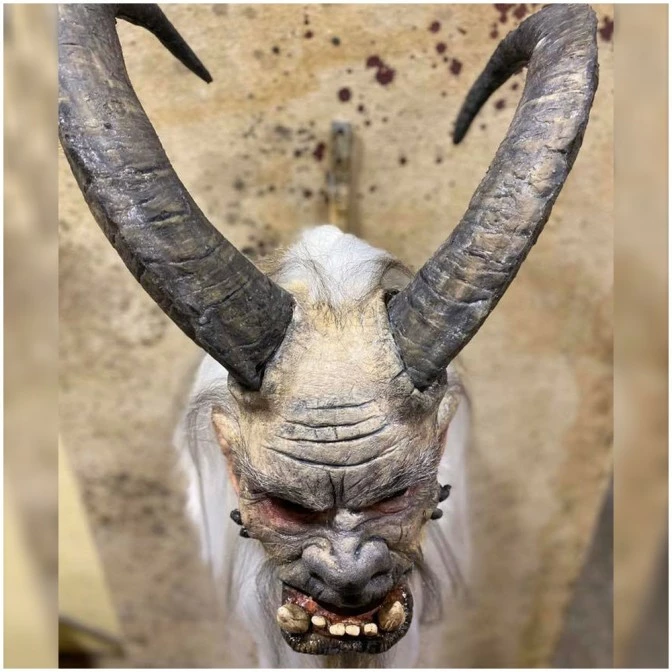 Pumpkin Pulp Blizzard Mask - Image 4